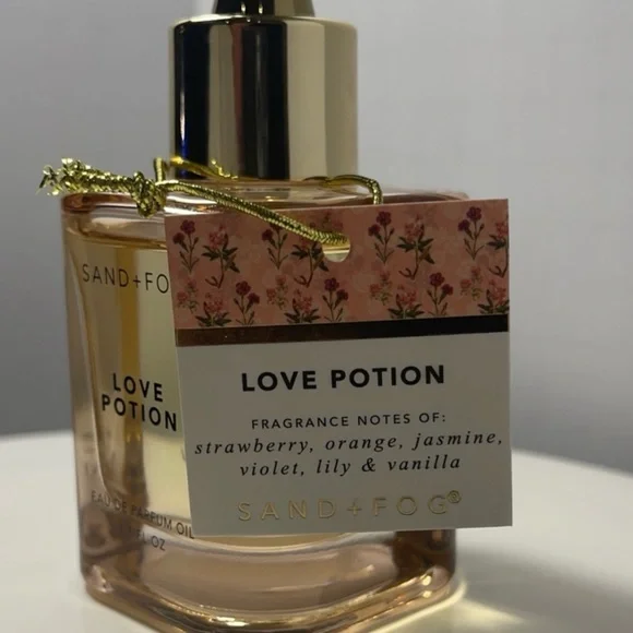 Sand + Fog "Love Potion" Scented
Body Oil - 1.7 fl oz ** - Picture 3 of 5